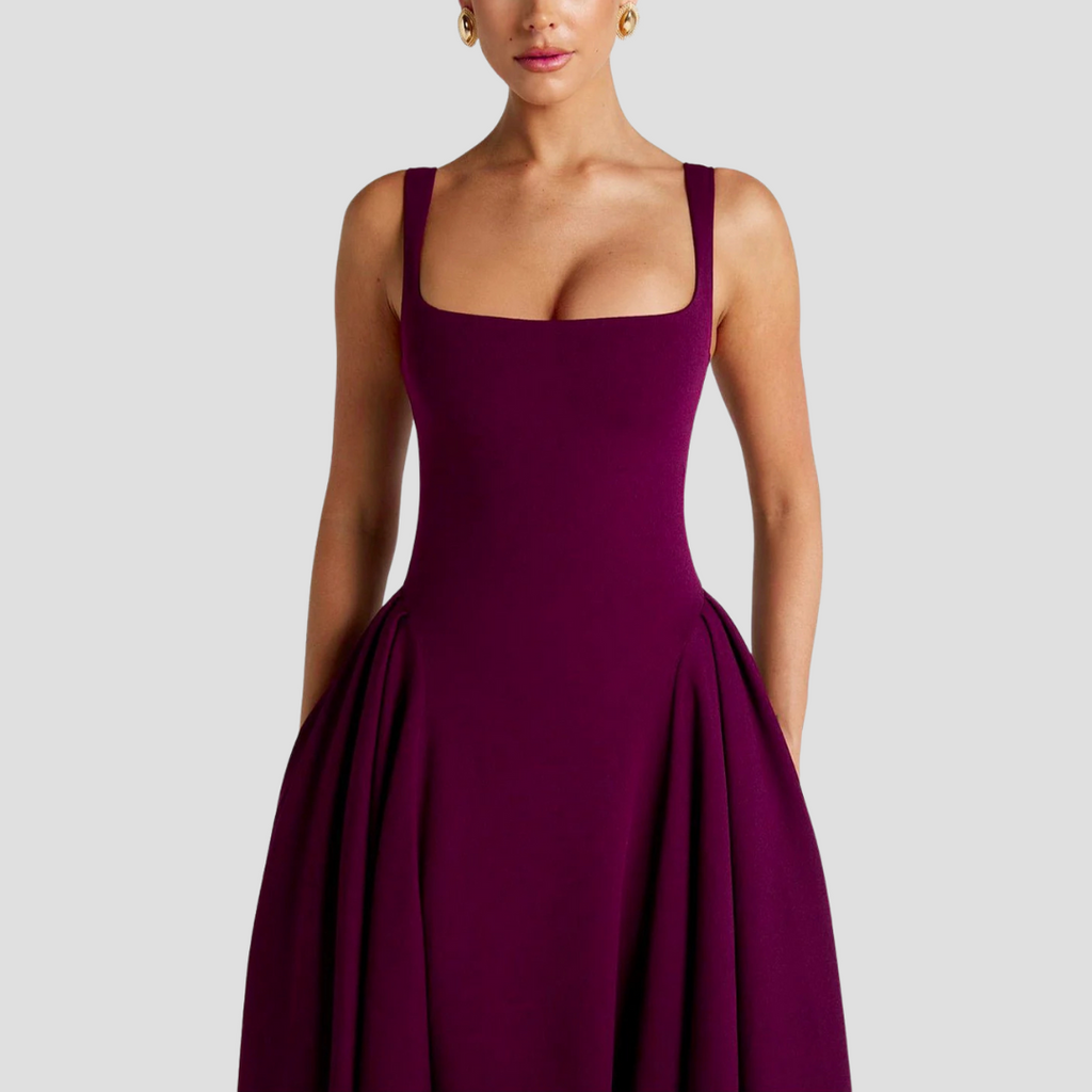 Vellison | Pleated Midi Dress